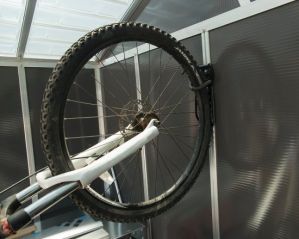 my bike חפשו באתר יש הכל   מתלים ומעמדים לאופניים מתלה אופניים למחסן Palram